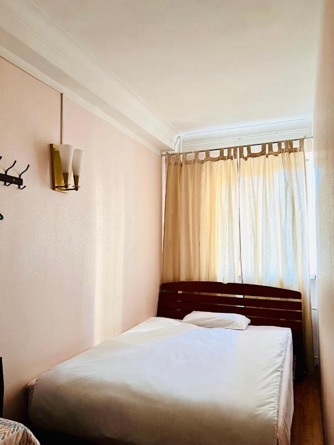 Khongor Guest House & Tours อูลานบาตอร์ ภายนอก รูปภาพ