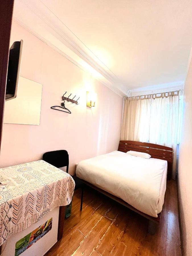 Khongor Guest House & Tours อูลานบาตอร์ ภายนอก รูปภาพ
