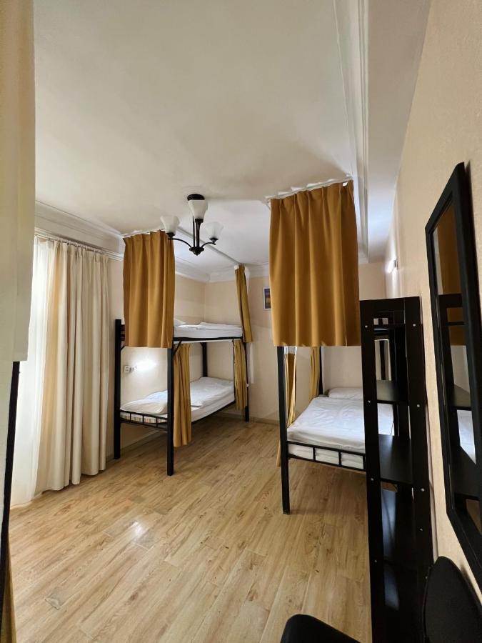 Khongor Guest House & Tours อูลานบาตอร์ ภายนอก รูปภาพ
