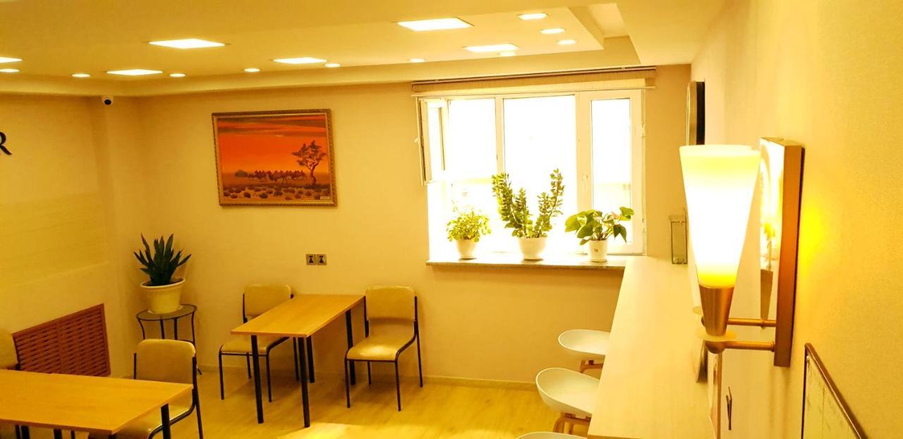 Khongor Guest House & Tours อูลานบาตอร์ ภายนอก รูปภาพ
